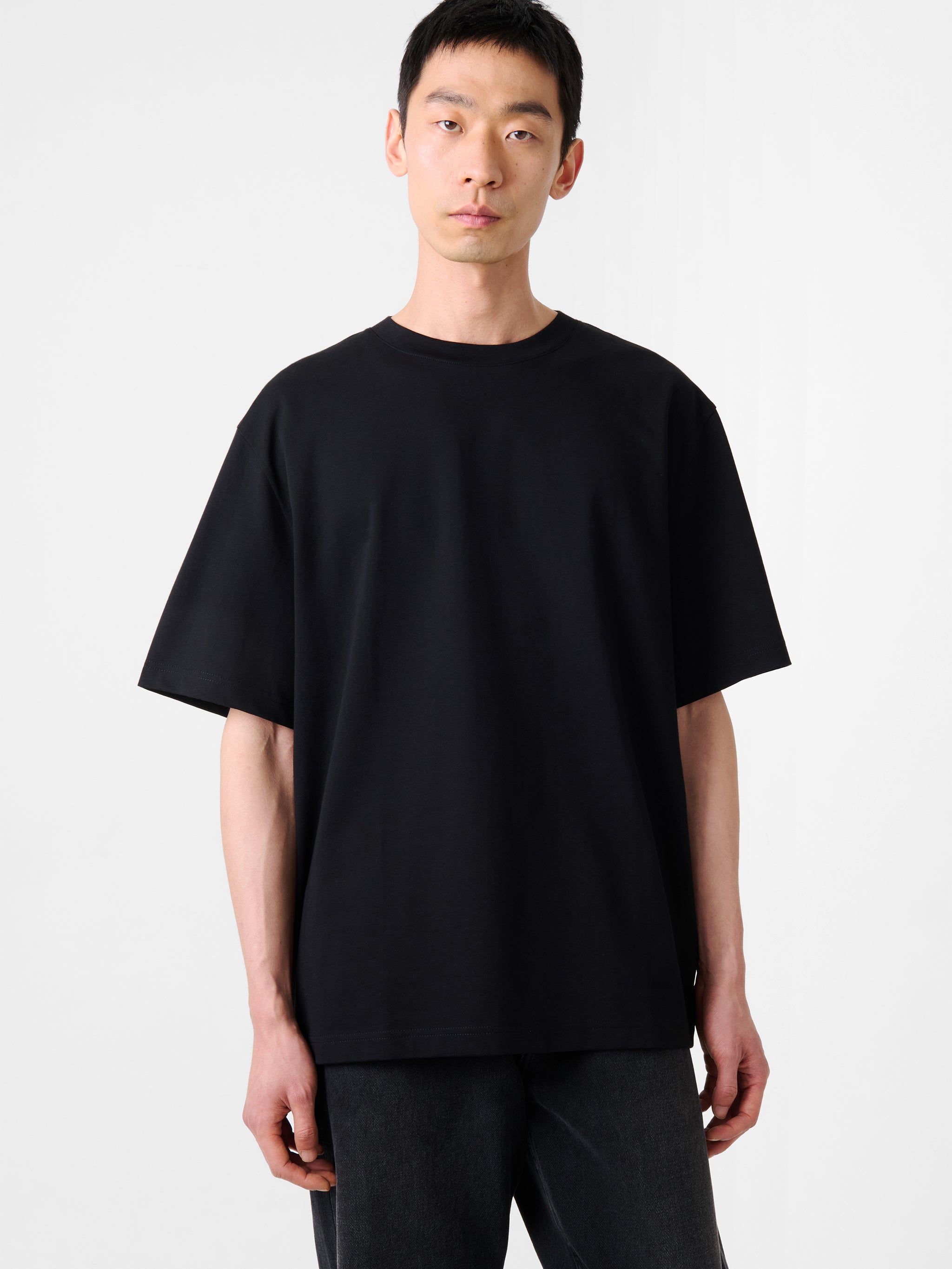Lay T-Shirt in Black