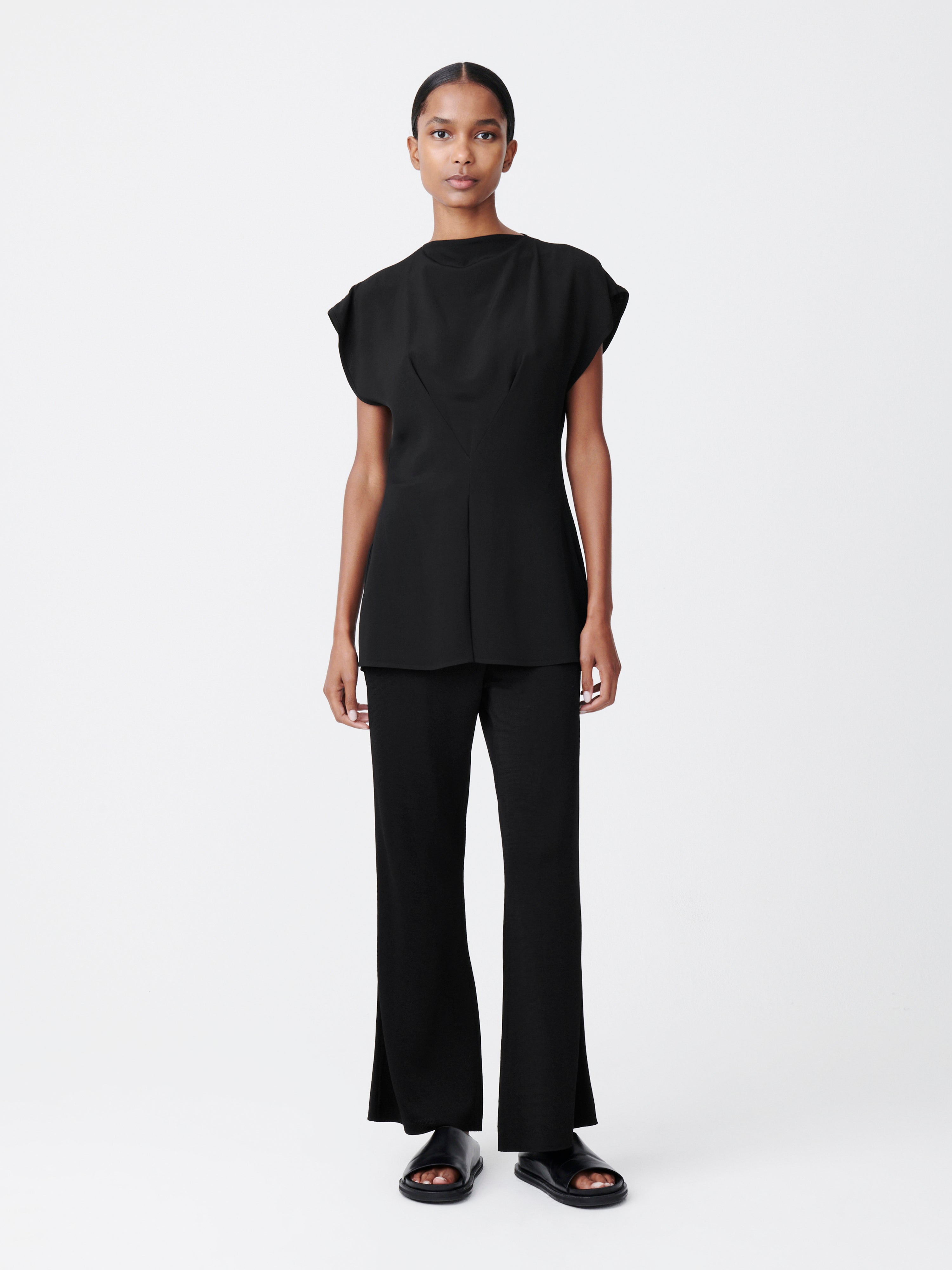 Linna Pant in Black