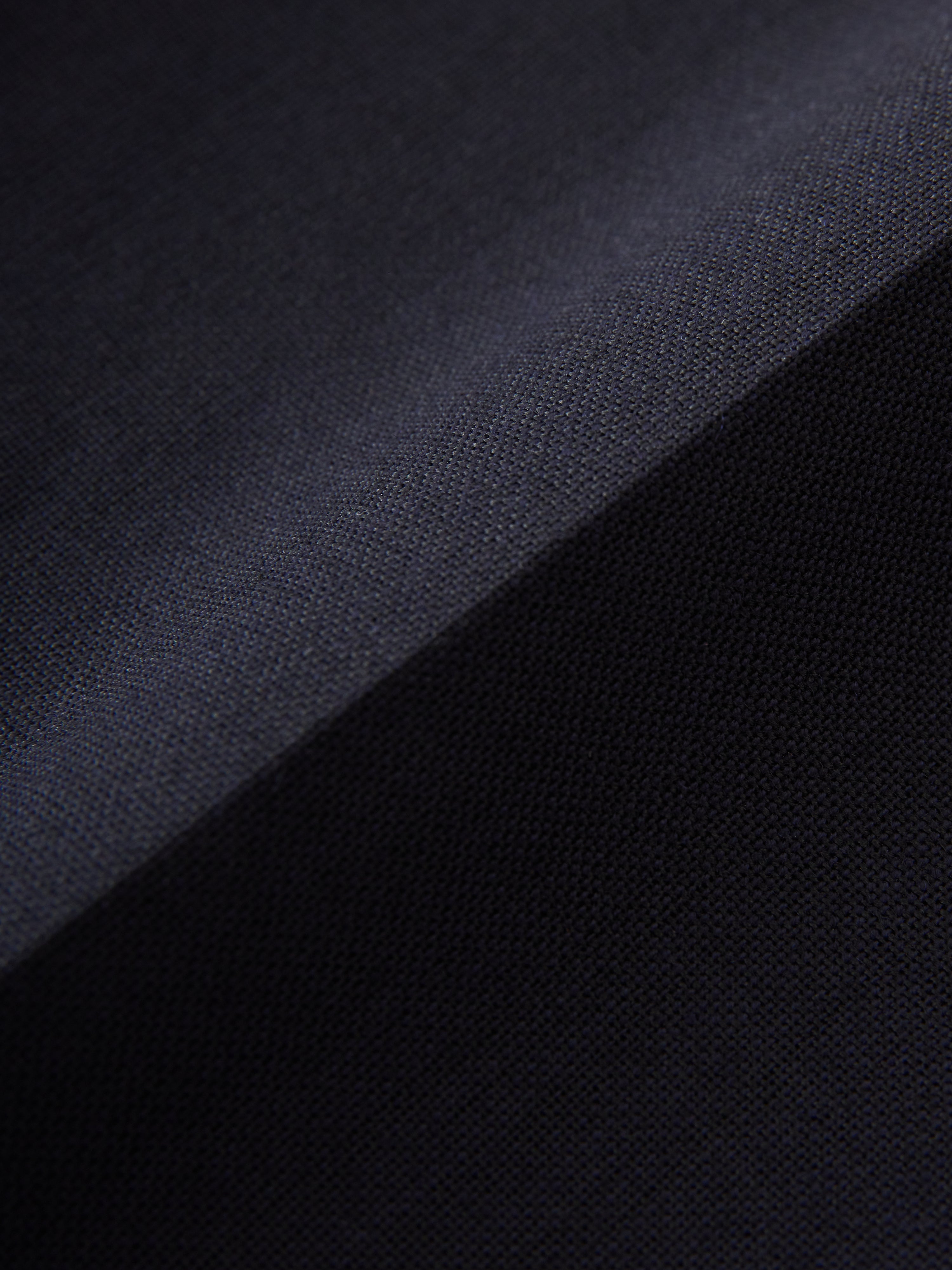 Noam Tropical Wool Pant in Darkest Navy