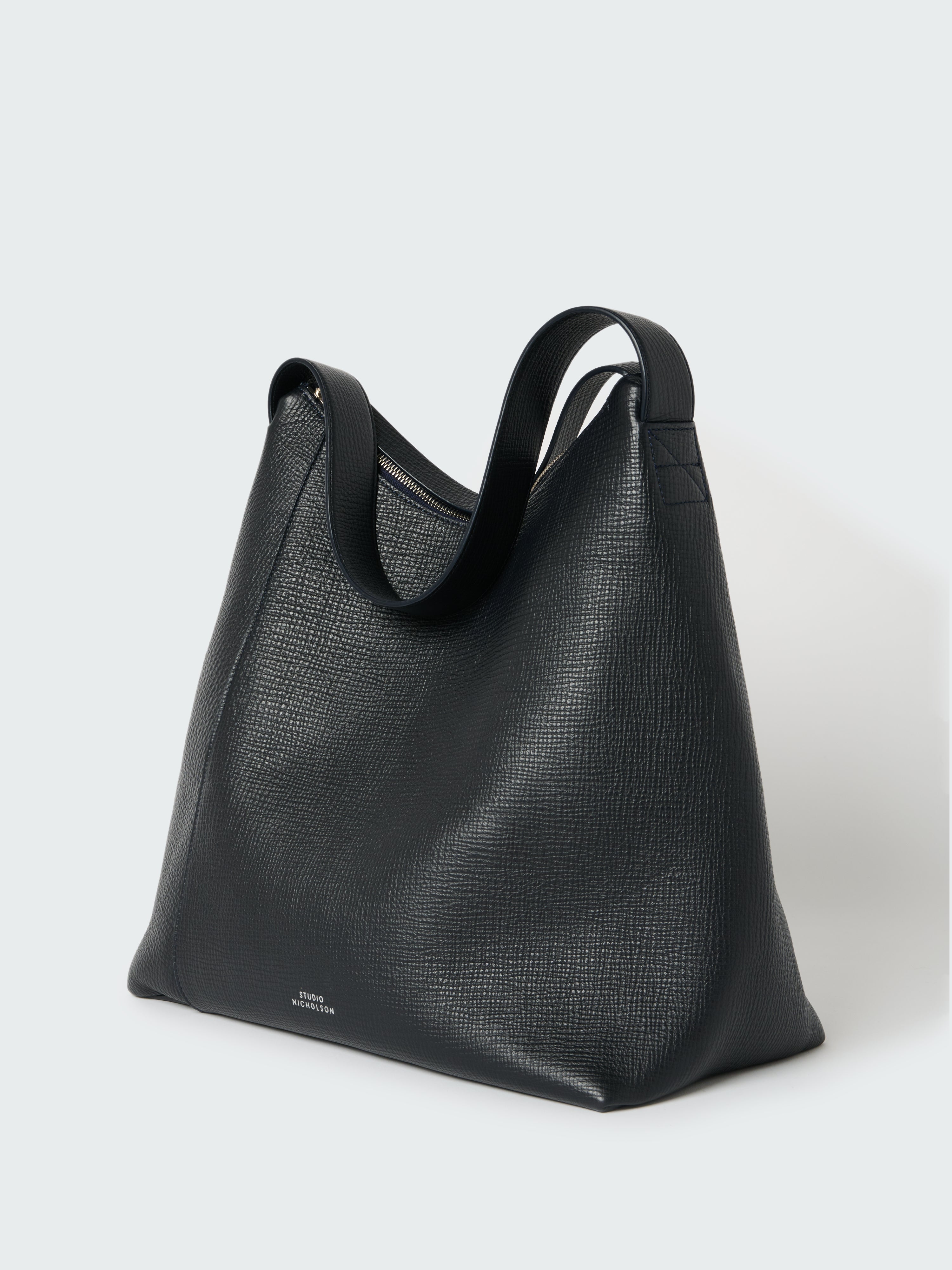 Hobo Type 1 Leather Bag in Darkest Navy