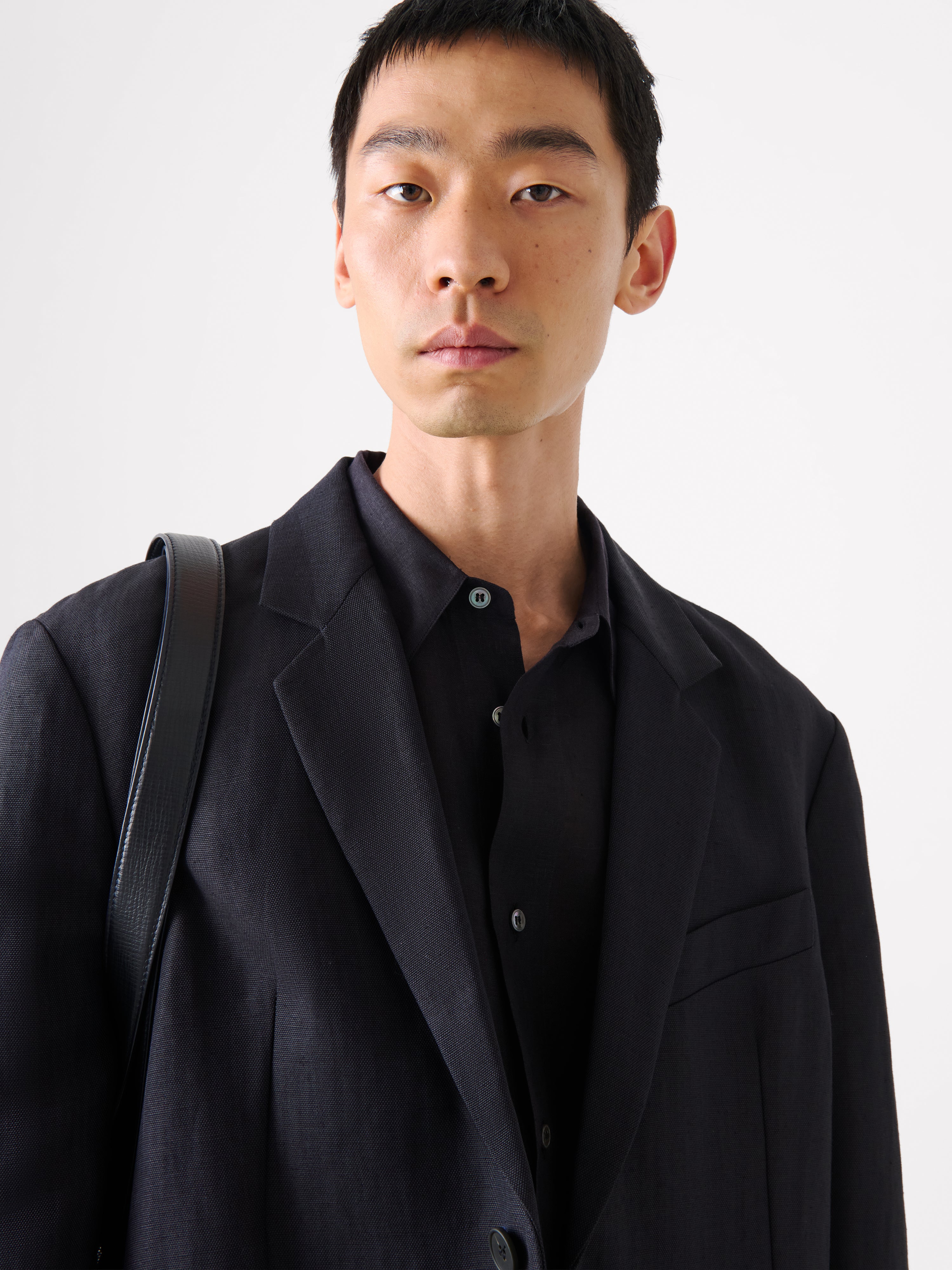 Roversi Linen Jacket in Darkest Navy