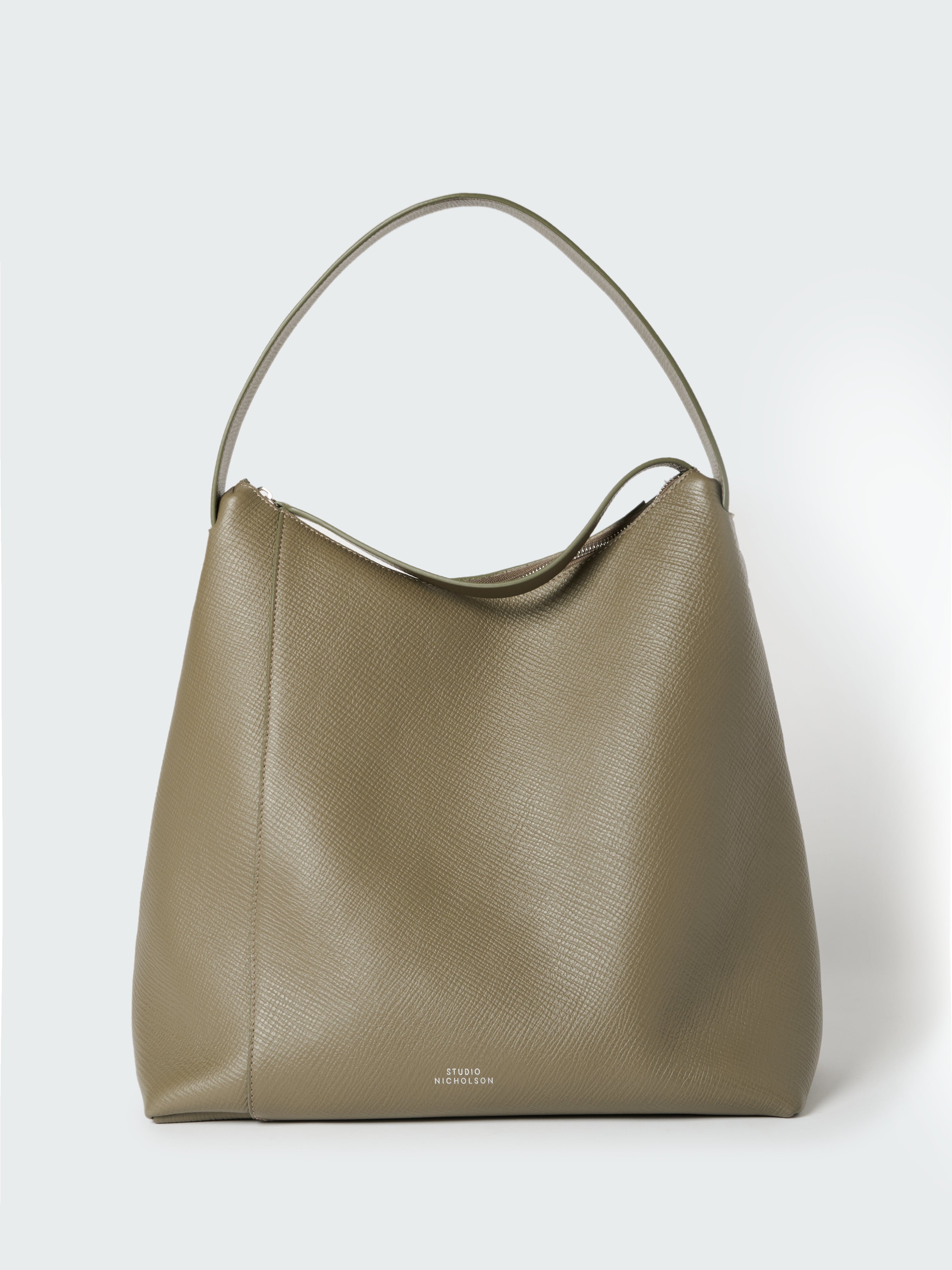 Hobo Type 1 Leather Bag in Elephant