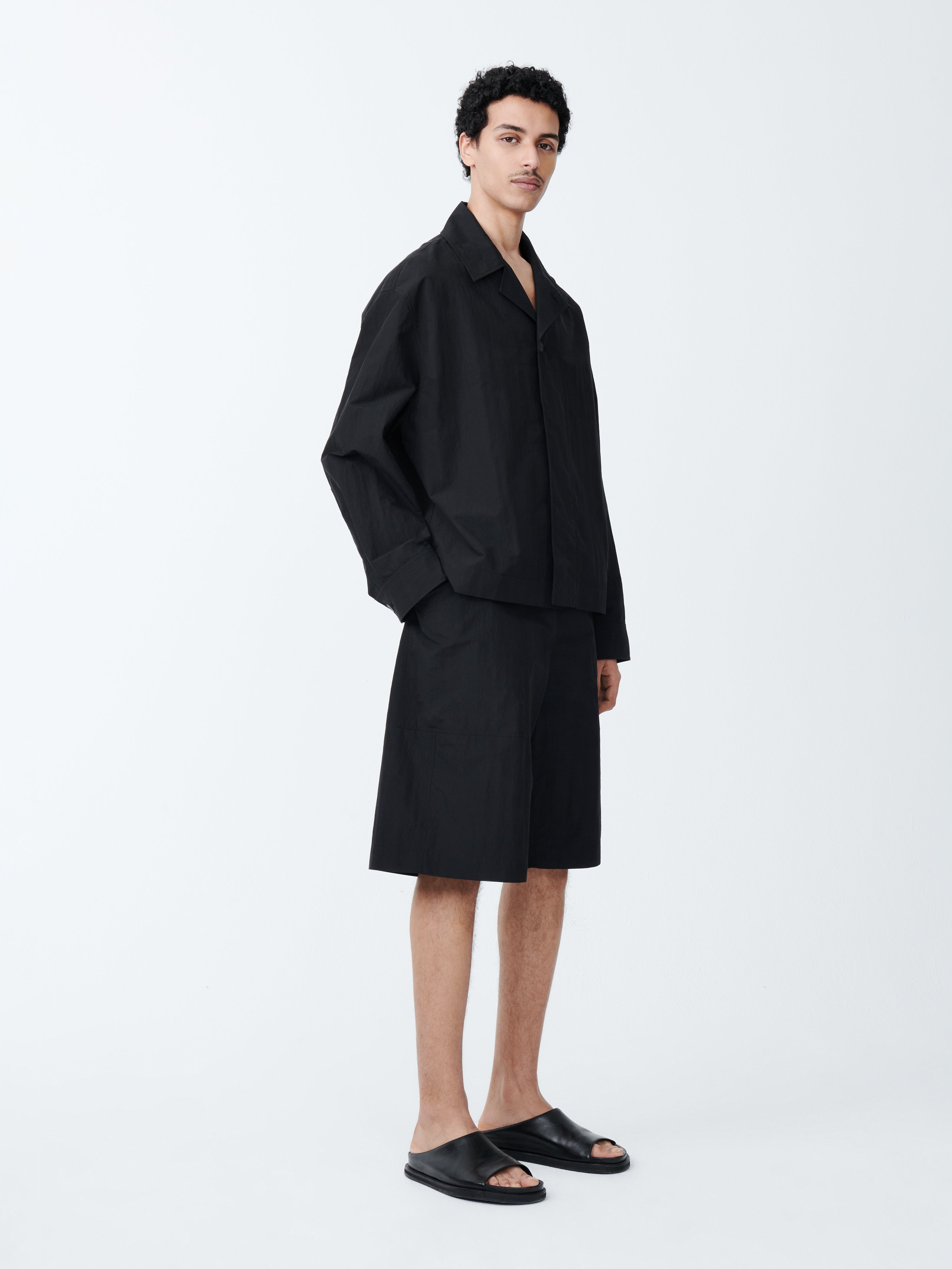 Steel Short in Black