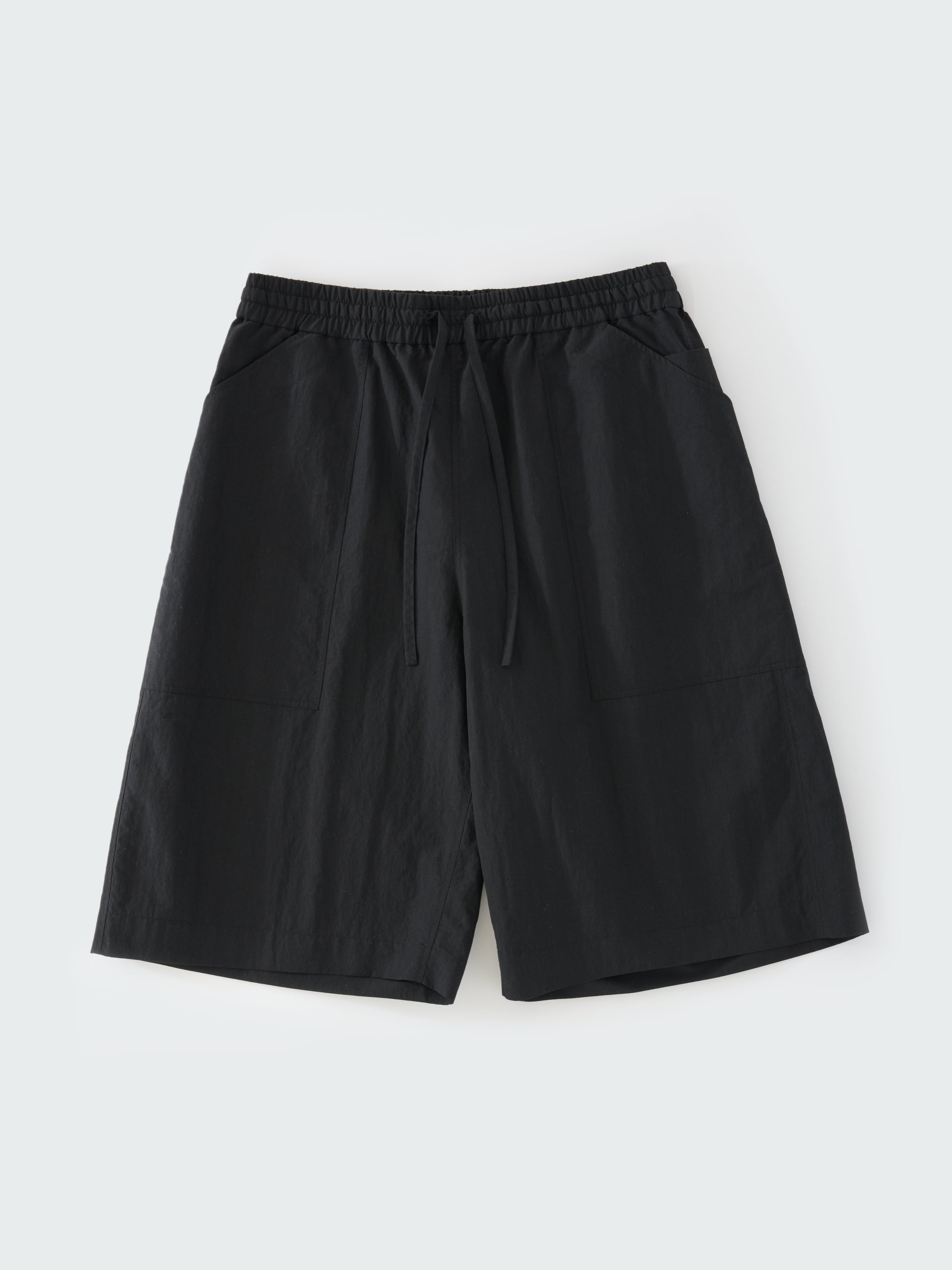 Steel Short in Black