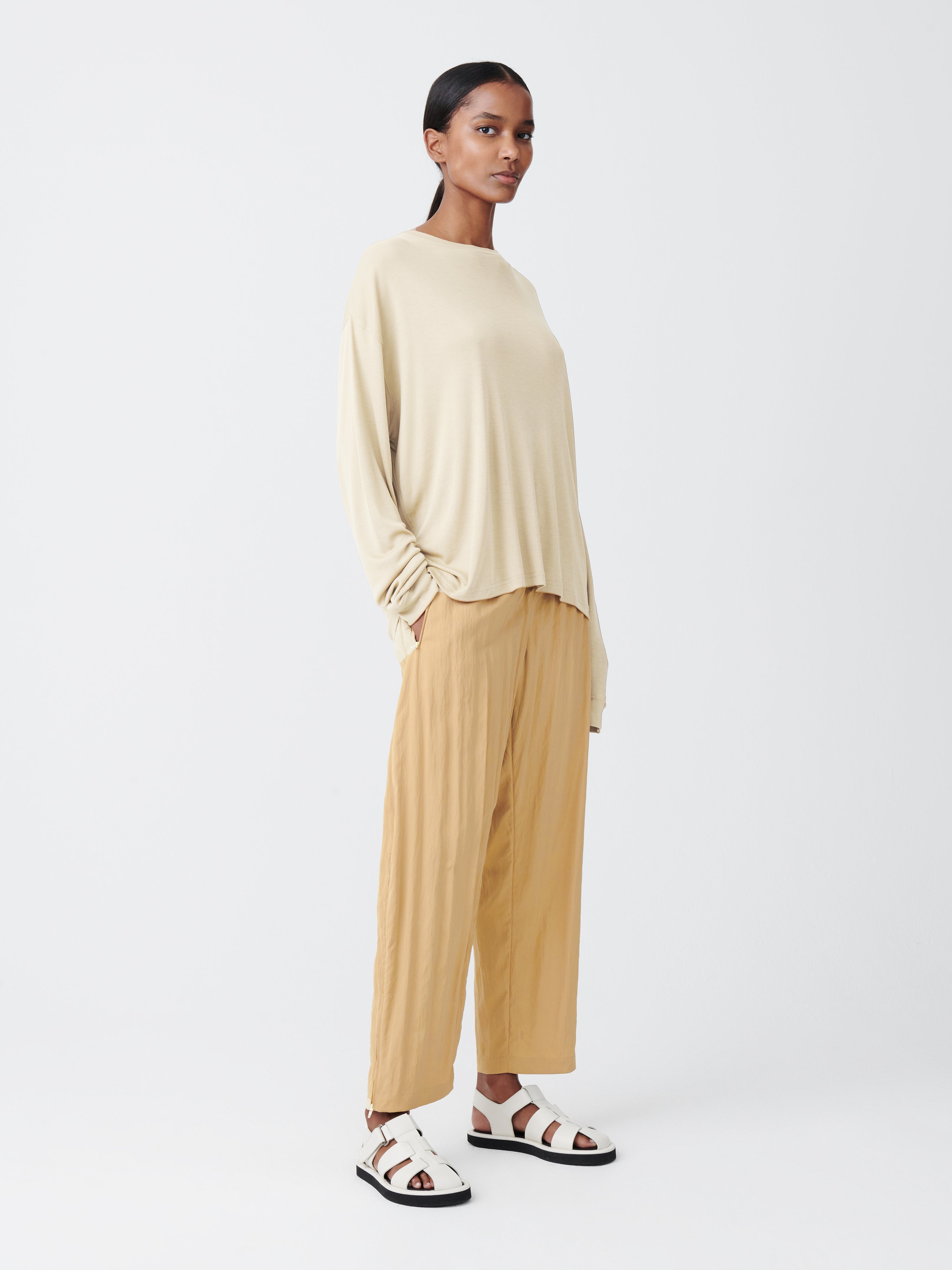 Toba Fluid Pant in Sand
