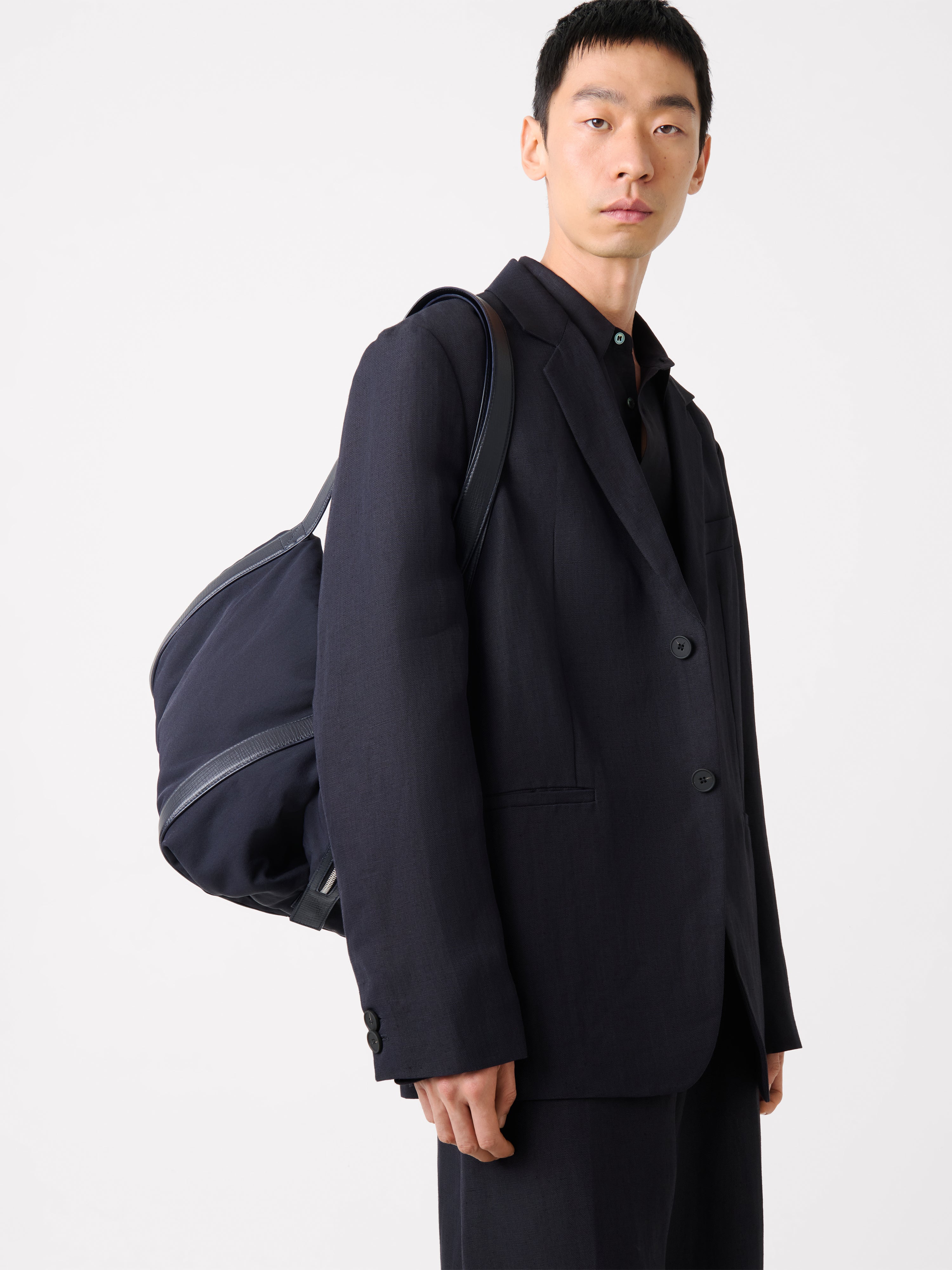Club Tote Bag in Darkest Navy