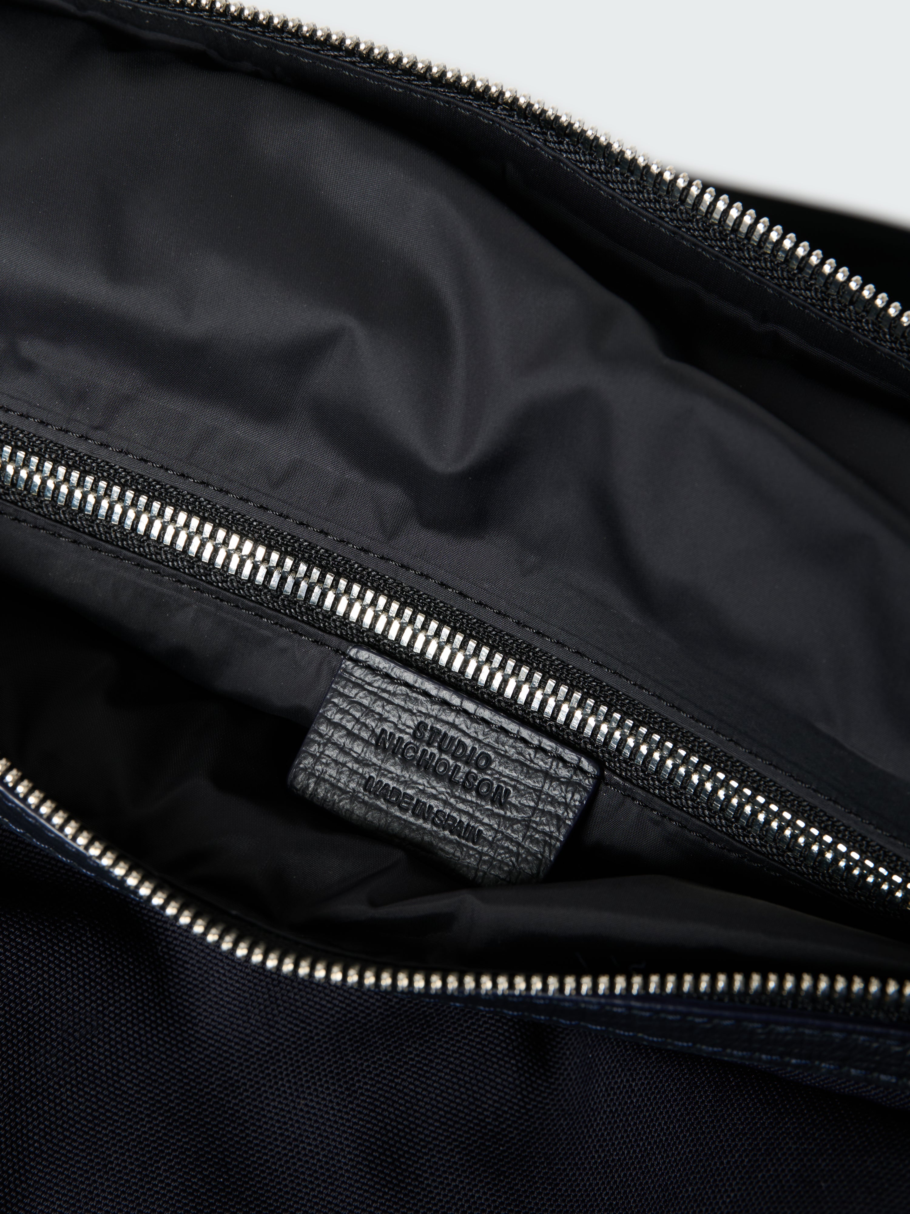 Club Tote Bag in Darkest Navy