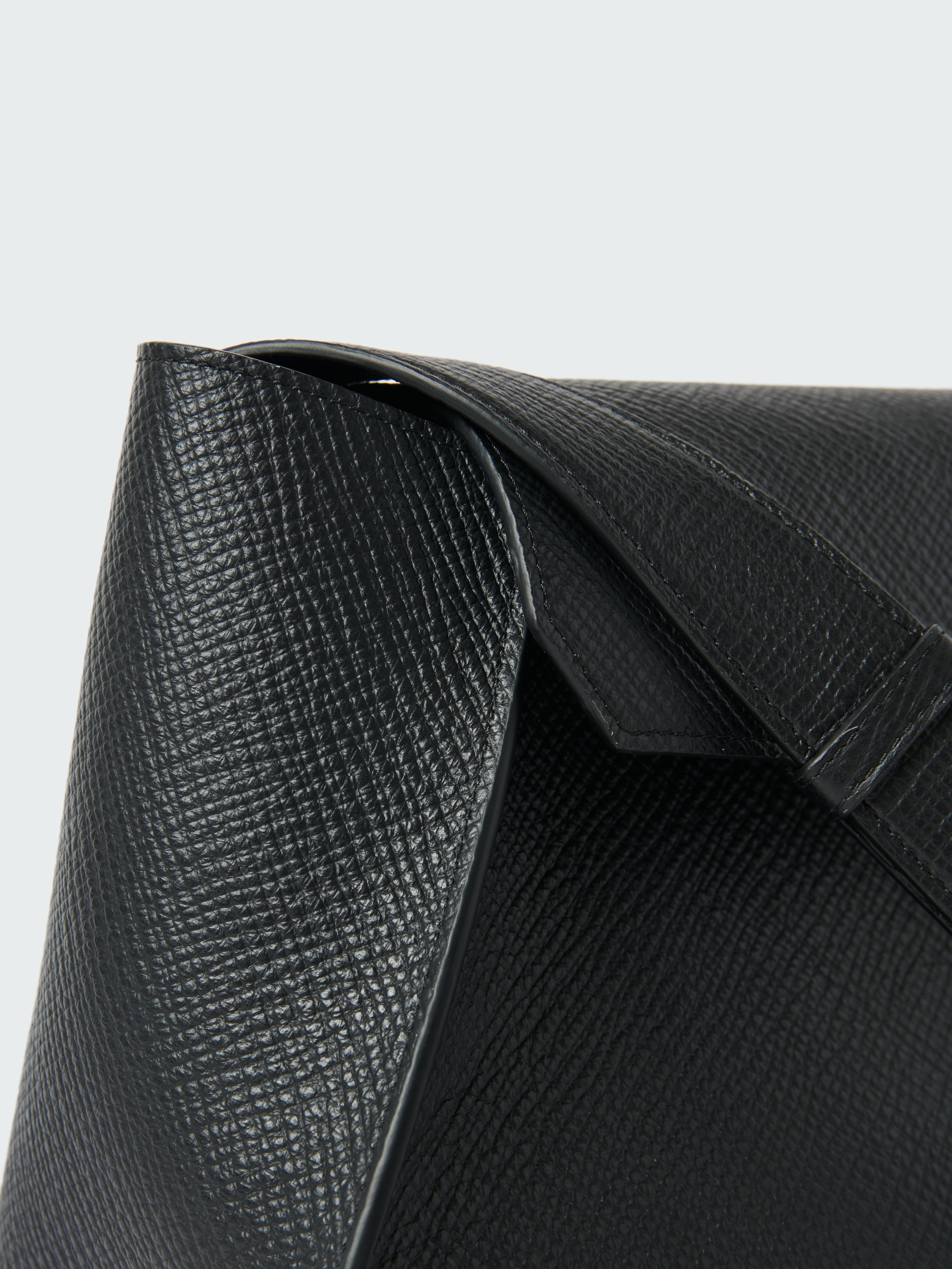 Shiboru Leather Bag in Black